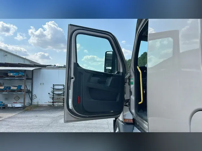 2024 Freightliner Cascadia 12654384317a9f5802ee3c7231967ba11c5