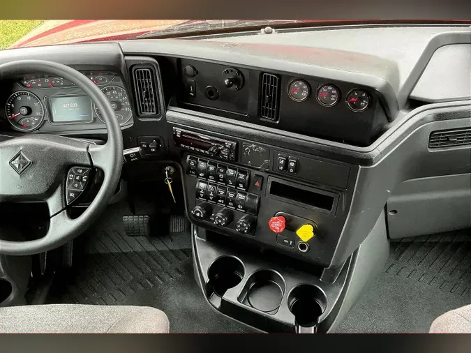 2021 INT LT625 6x4