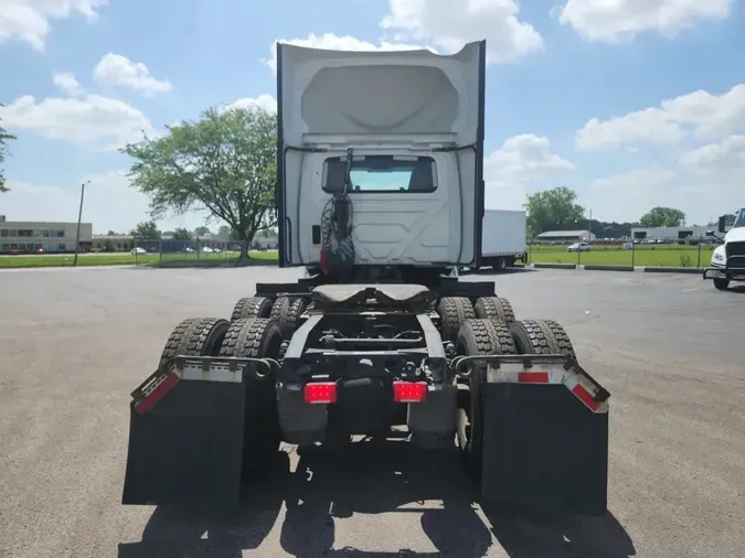 2020 NAVISTAR INTERNATIONAL LT625 DAYCAB T/A