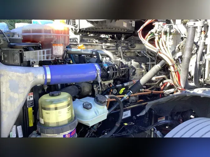 2023 Freightliner Cascadia 126543ace2dae570f3f5600abdd5627b6cd