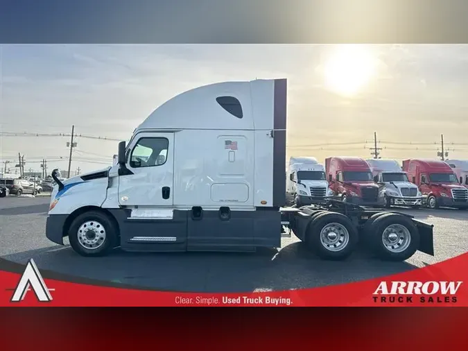 2020 FREIGHTLINER CA126