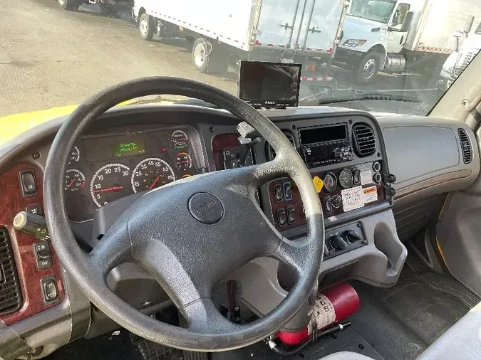 2018 Freightliner M2