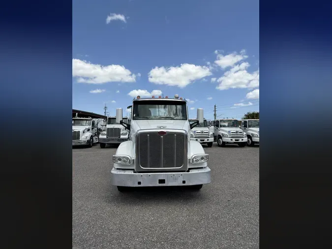 2020 Peterbilt 567