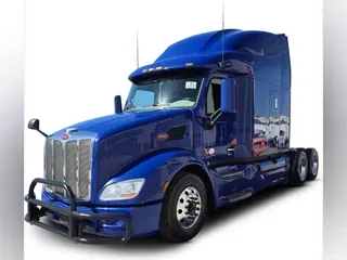 2022 Peterbilt 579