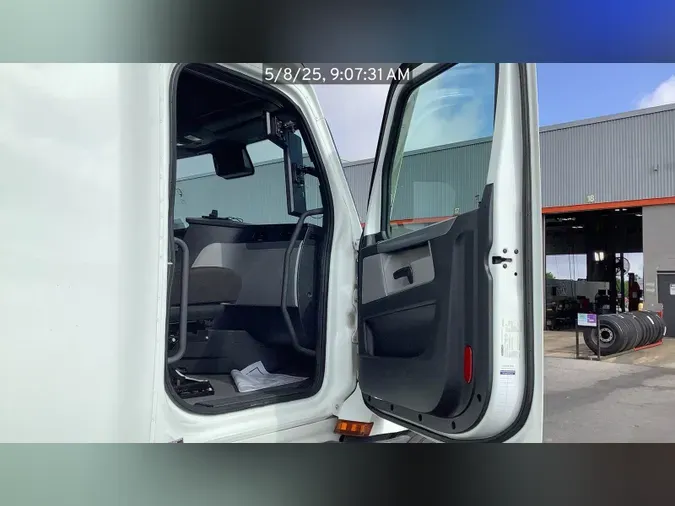 2021 Freightliner Cascadia