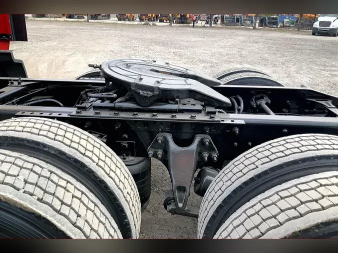 2023 INT LT625 6X454433725af5058d66b89e9d624ebee93