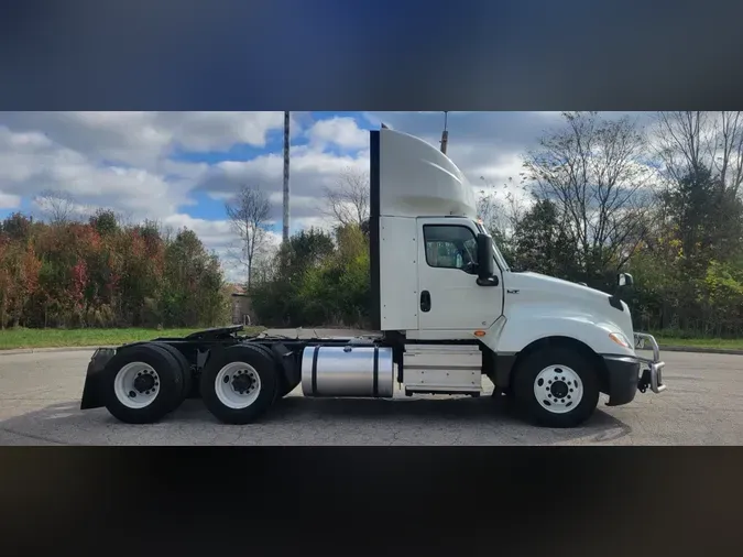2021 International LT625