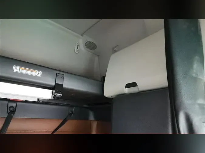 2020 FREIGHTLINER CA126