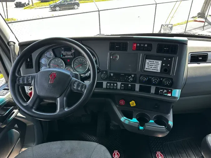 2020 Kenworth T680