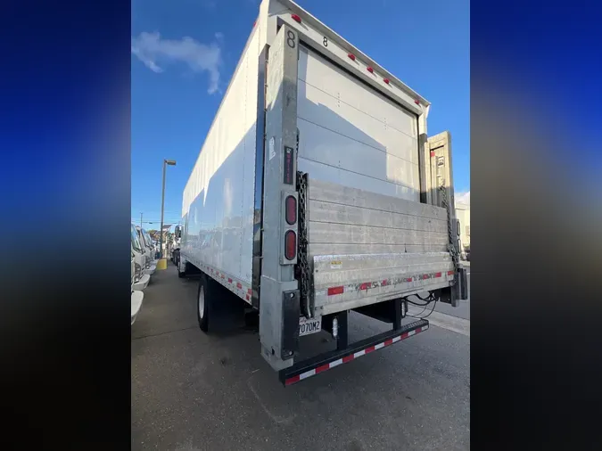 2019 FREIGHTLINER/MERCEDES M2 106