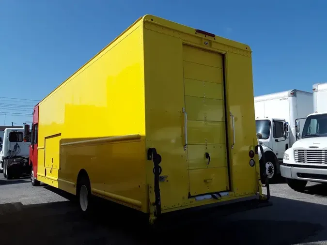 2017 FRTLR CUSTOM CHASSIS CORP MT55