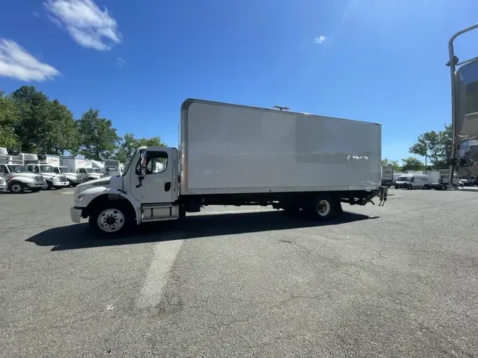 2018 FREIGHTLINER M2 106
