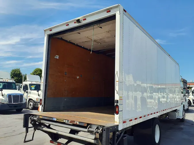 2018 FREIGHTLINER/MERCEDES M2 106