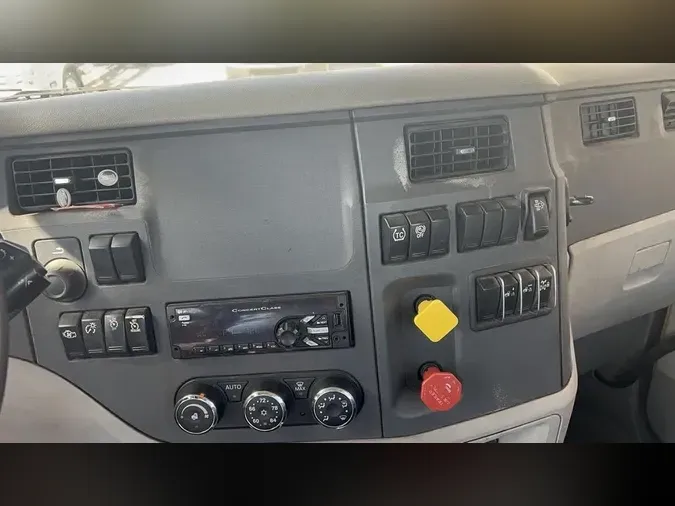 2021 Peterbilt 579