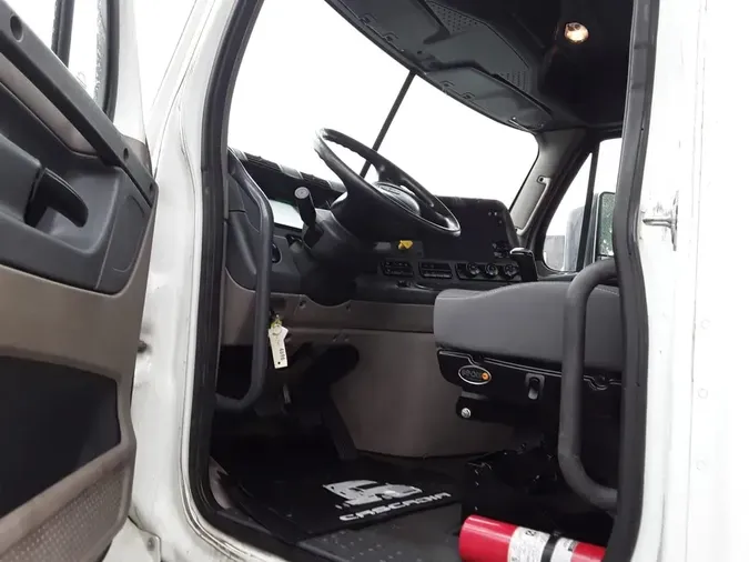 2019 FREIGHTLINER CASCADIA 125
