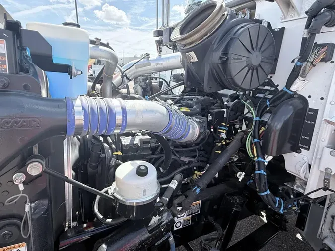 2020 Peterbilt 337545a796404113332135f8a3a8bda9787