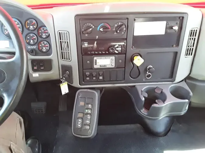 2019 NAVISTAR INTERNATIONAL 4300