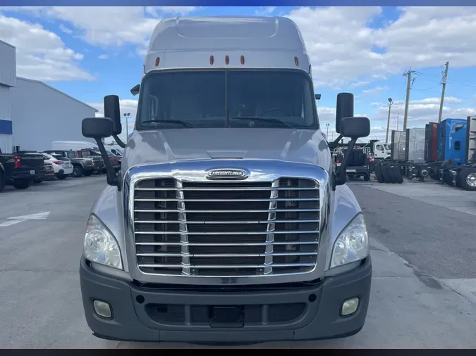 2015 FREIGHTLINER CASCADIA 125