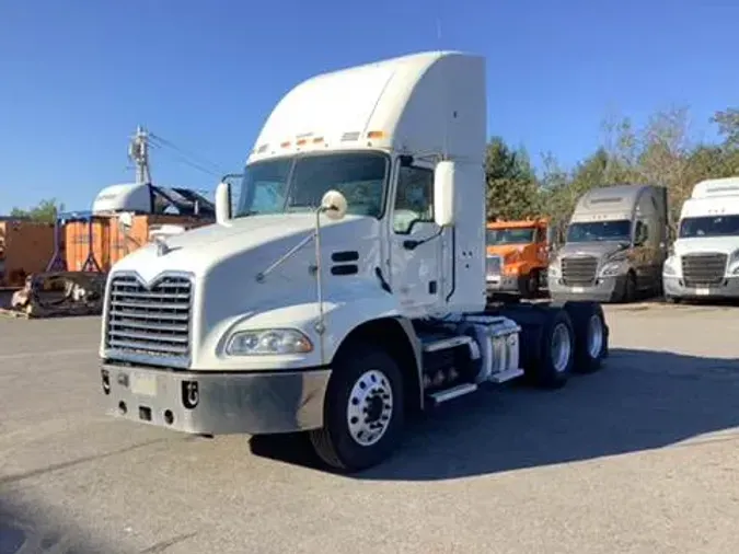 2018 Mack CXU (PINNACLE)