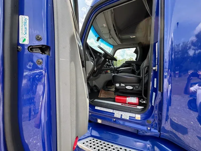 2022 Kenworth T680