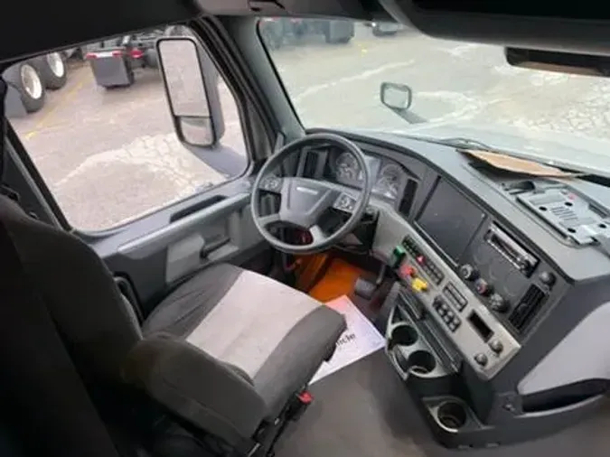 2021 Freightliner Cascadia