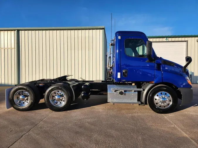 2021 Freightliner Cascadia