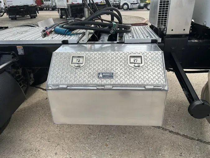 2020 Peterbilt 567