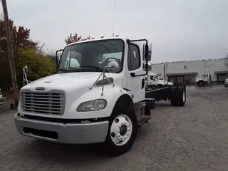 2020 FREIGHTLINER/MERCEDES M2 106