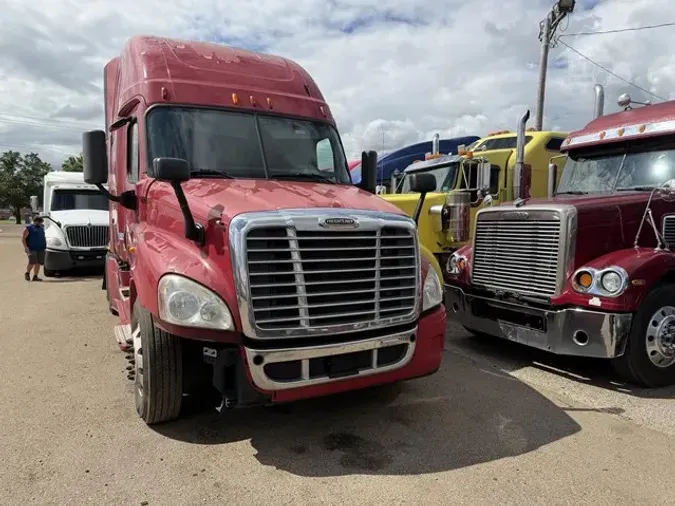 2014 FREIGHTLINER CASCADIA 125