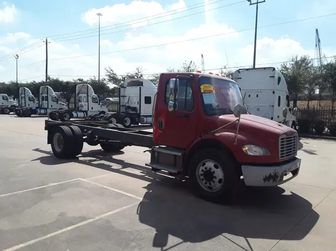 2019 FREIGHTLINER/MERCEDES M2 106