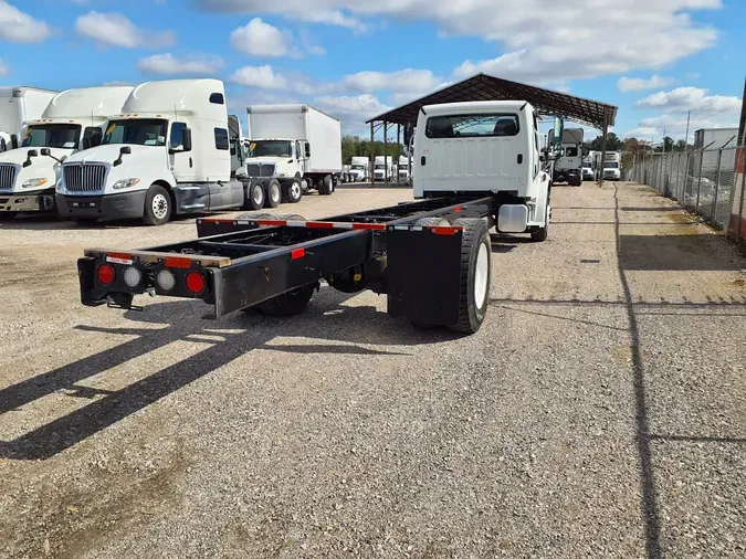 2019 FREIGHTLINER/MERCEDES M2 106