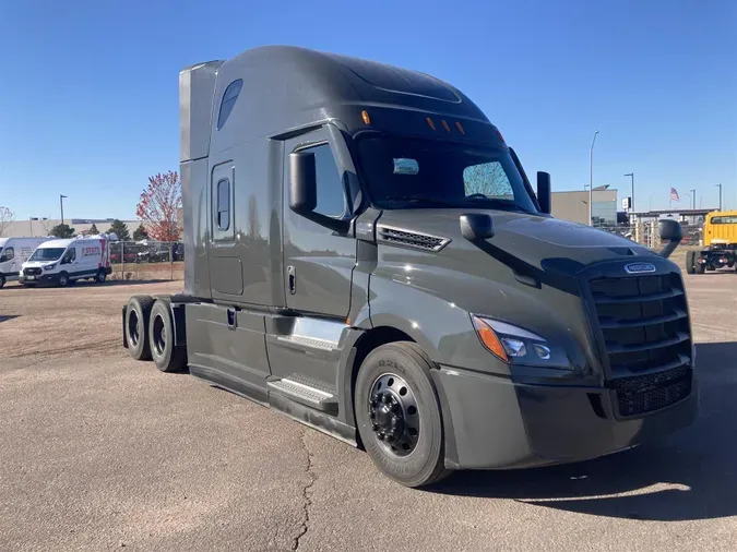 2025 Freightliner CA126SLP547b00cd2225f25ef8ecf11e5bdec2a0