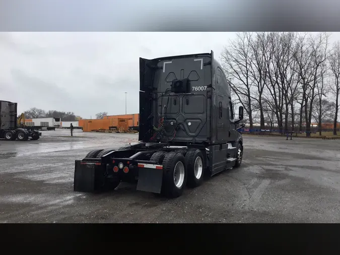 2024 Freightliner Cascadia