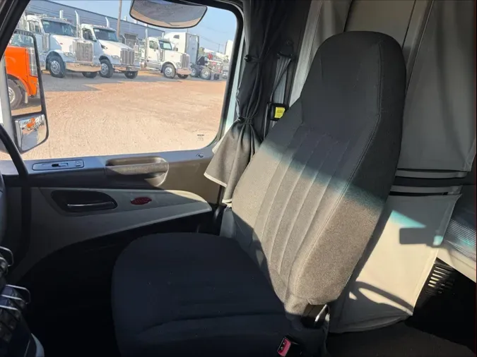 2023 Peterbilt 579