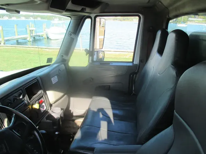 2012 INTERNATIONAL 4300