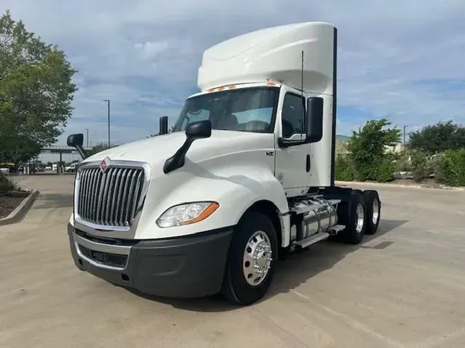 2020 International LT625