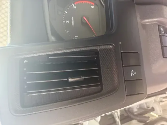 2025 ISUZU DIESEL NRR DIESEL