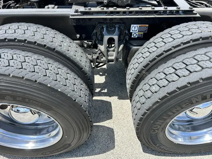 2022 Peterbilt 579
