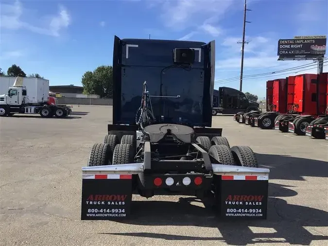 2022 KENWORTH T680