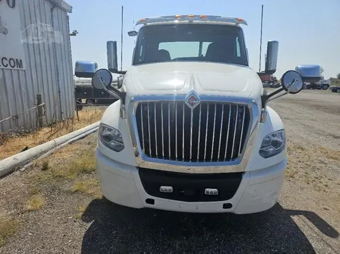 2019 INTERNATIONAL LT