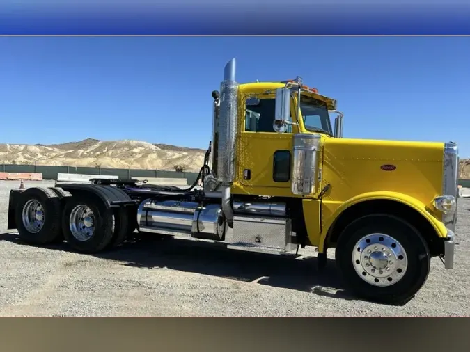 2009 PETERBILT 388