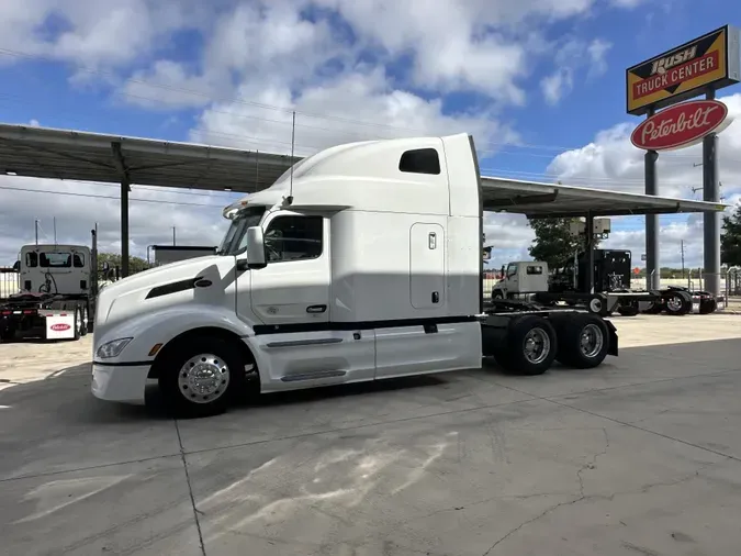 2022 Peterbilt 579