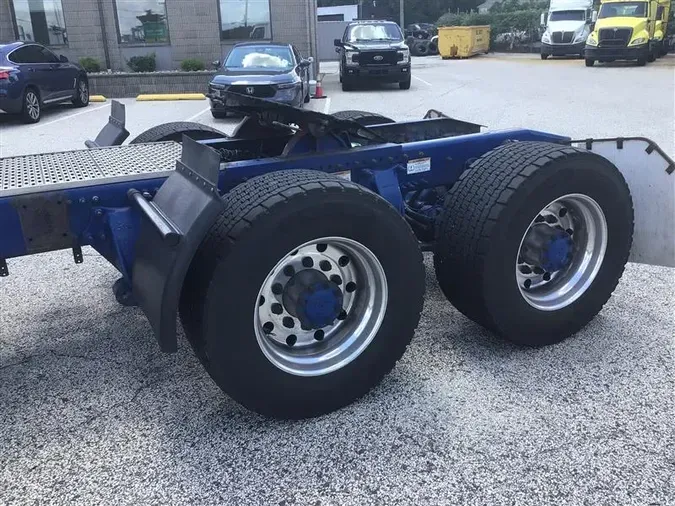 2019 FREIGHTLINER CASCADIA