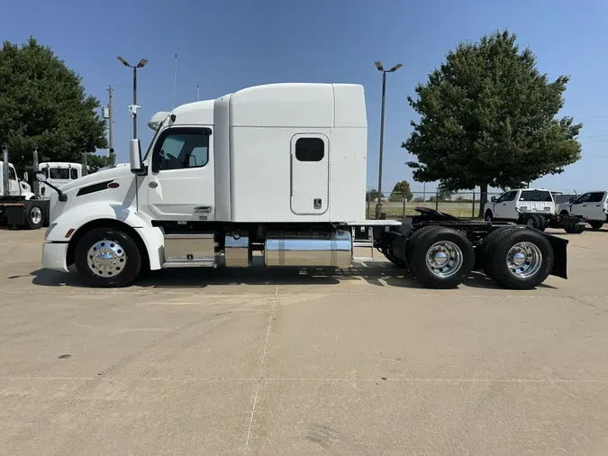 2022 Peterbilt 579549513d15a4b8ff4b0c066fd75ac965b
