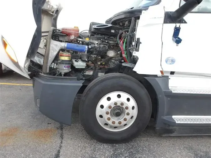 2022 FREIGHTLINER CA126