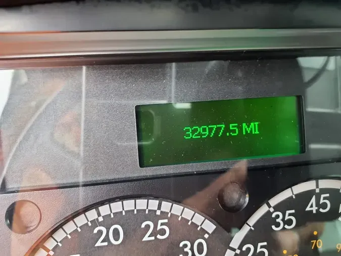 2021 FREIGHTLINER/MERCEDES M2 106