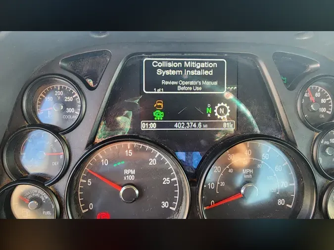 2021 Peterbilt 579