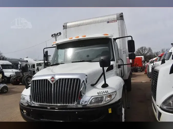 2019 INTERNATIONAL DURASTAR 4300