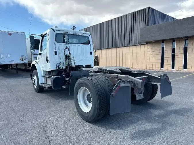 2015 Freightliner M2