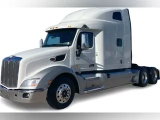 2022 Peterbilt 579